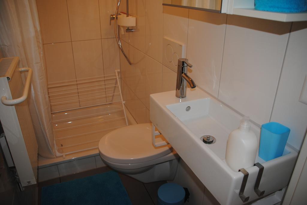 Ferienwohnung Grütter Seedorf Zimmer foto